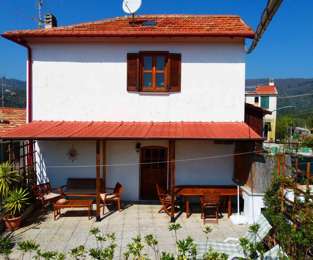 Un Posto Al Sole Villa Diano San Pietro Exterior photo